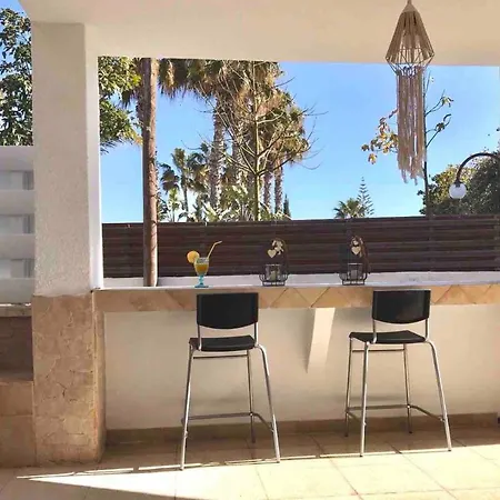 Cozy Holiday Beach House * Ларнака